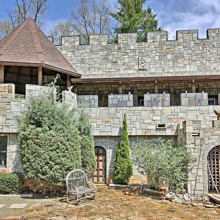 Unique Murphy Retreat With Hot Tub, Pond And Waterfall Villa Exterior foto