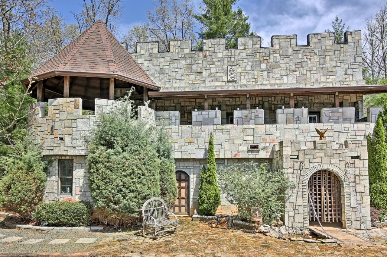 Unique Murphy Retreat With Hot Tub, Pond And Waterfall Villa Exterior foto